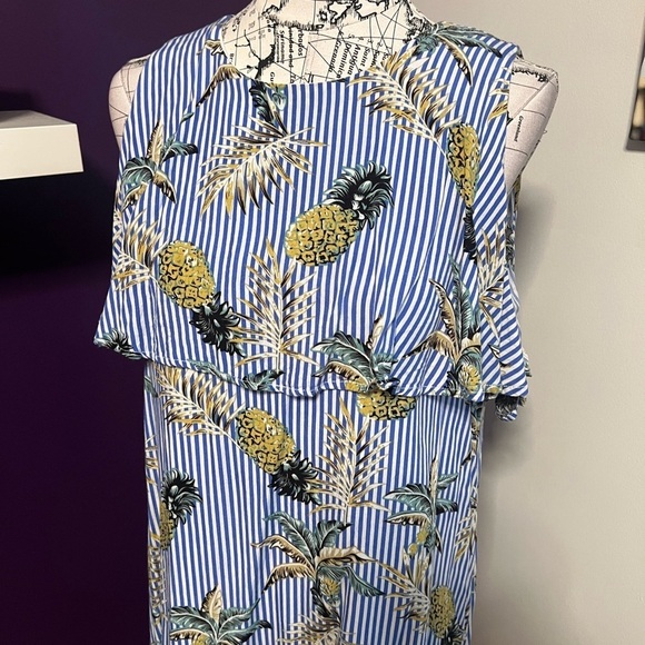 Doe & Rae Pineapple Print Cold Shoulder Dress - Picture 2 of 8